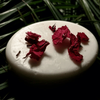 ROSE PETALS AND GOAT MILK SOAP